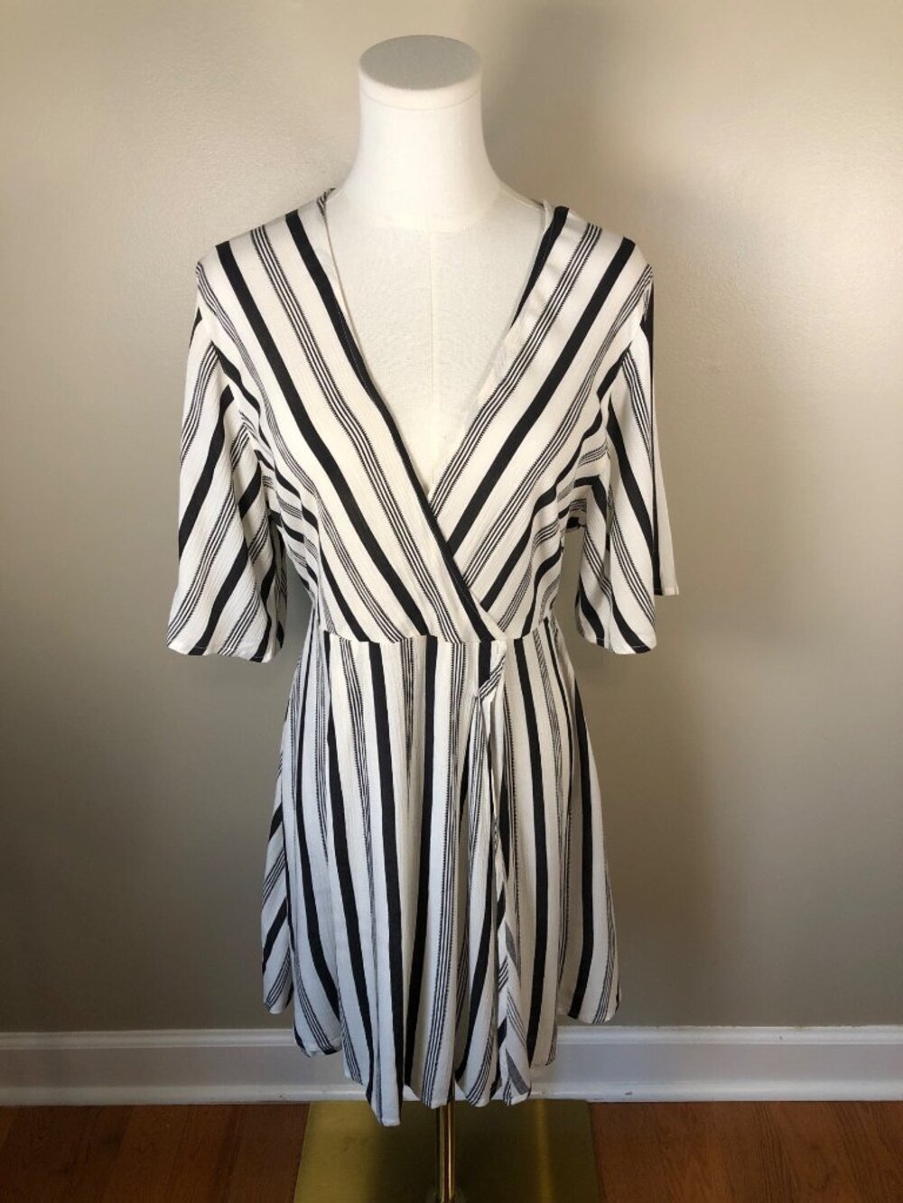 Billabong Faux Wrap Striped Mini Dress Beachy Coastal Festival Size L
